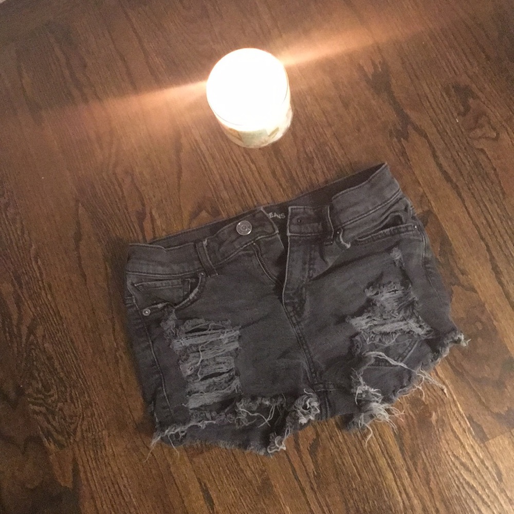 Black Express Jean short-Stretchy high waist!